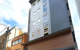 京都四条乌丸迷你酒店